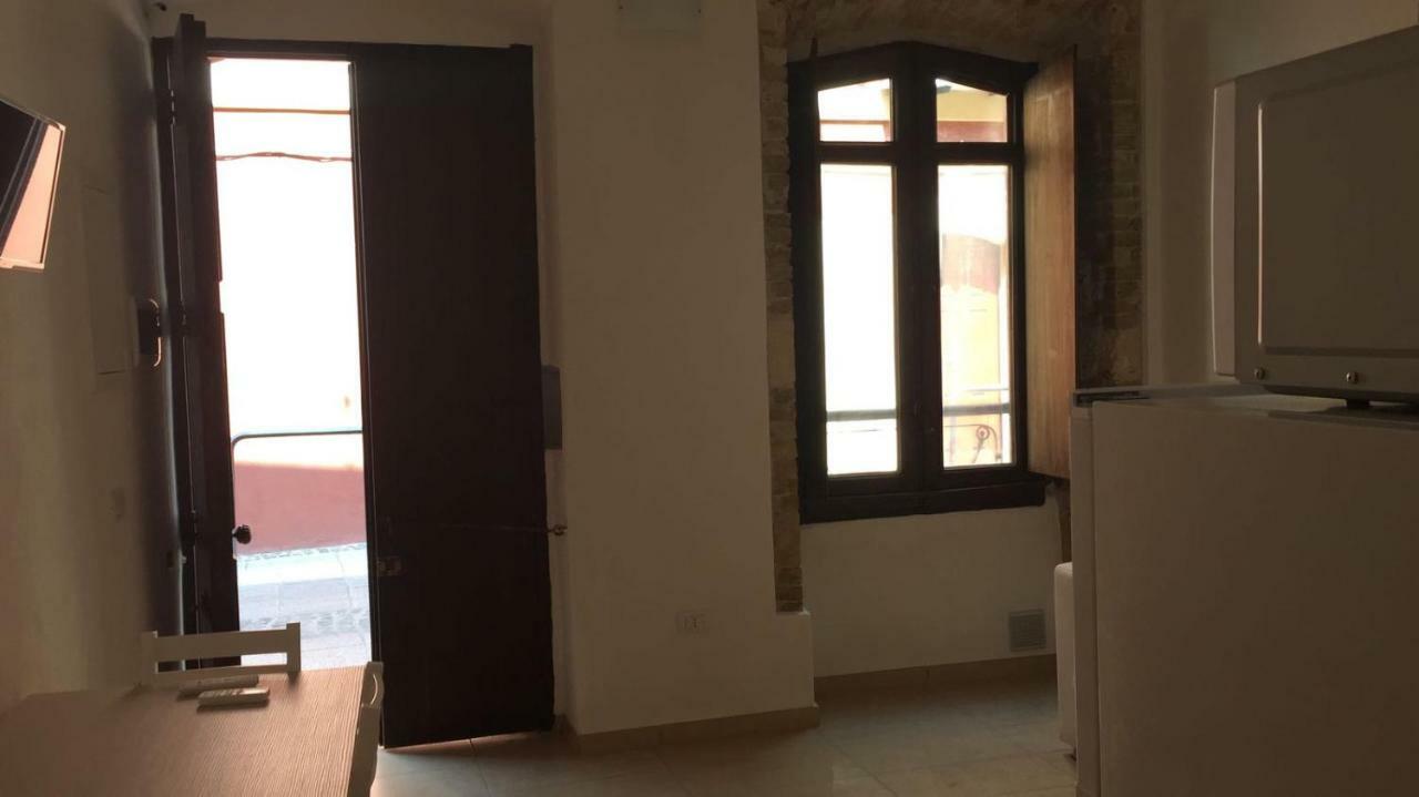 Ad Villanova San Giovanni Cagliari Exterior foto